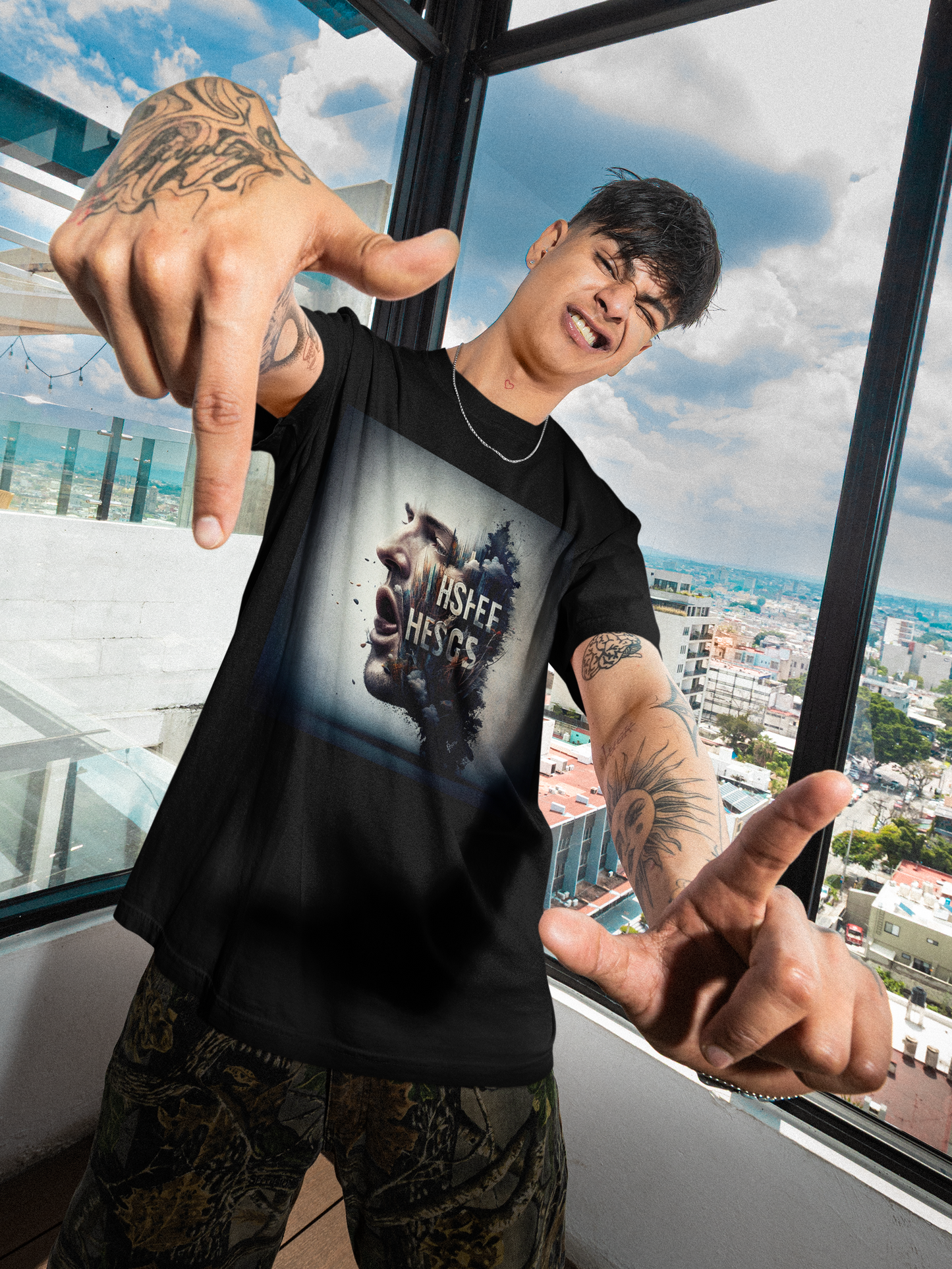 GOODLUCK Oversized Tee – Voice of the Streets (Black Edition)
